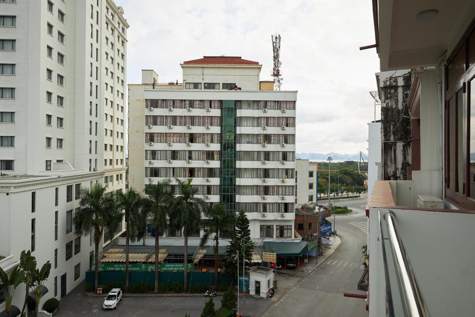 โรงแรมวานนาม ฮาลอง ภายนอก รูปภาพ